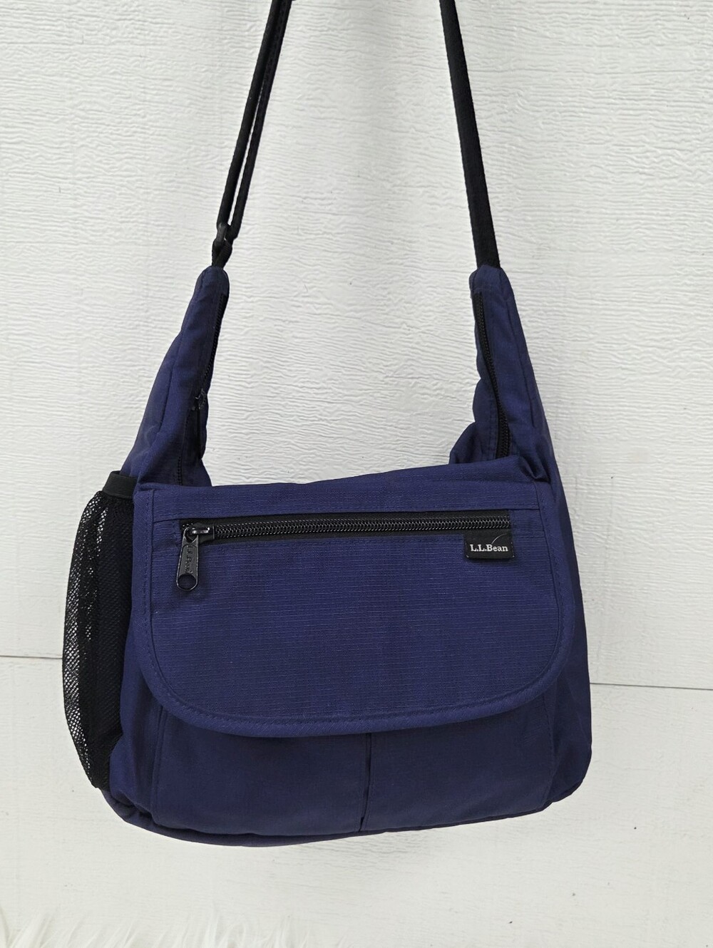 L.L.Bean Navy Blue Crossbody Shoulder Bag - Picture 5 of 10